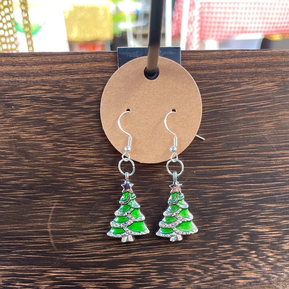 Christmas tree earrings